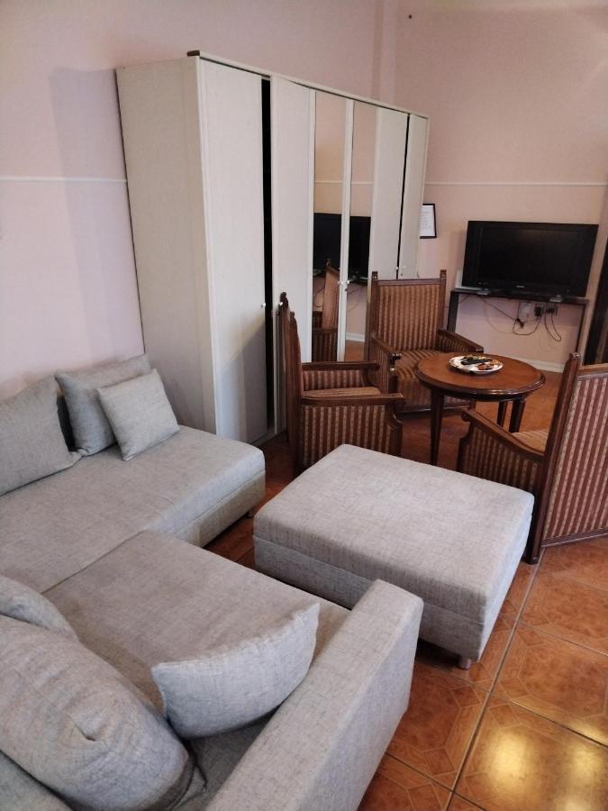 Luna Apartment Novi Sad Exteriör bild